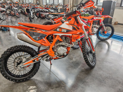 Мотоцикл KEWS K16 CB250-R (с прогрессией)