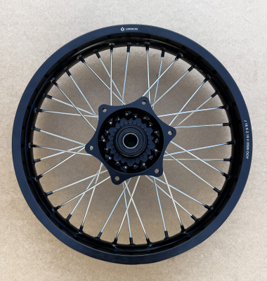 Обод (диск) UNISON 18" задний алюминий 7116, тип KTM (2.15-R18, черный, 36 спиц)