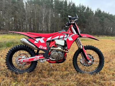 Мотоцикл KИIK (STN) G9 YBS300 PRO (c прогрессией, черный)