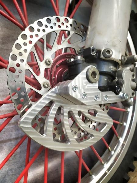 Защита переднего тормозного диска KAYO