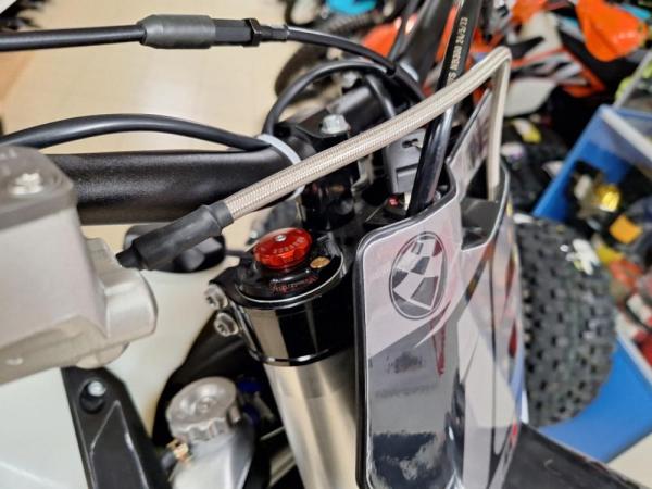 Мотоцикл KEWS K16 NB300 (с прогрессией, черный)