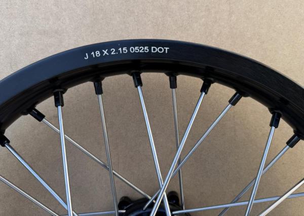 Обод (диск) UNISON 18" задний алюминий 7116, тип KTM, ступица CNC (2.15-R18, черный, 36 спиц)