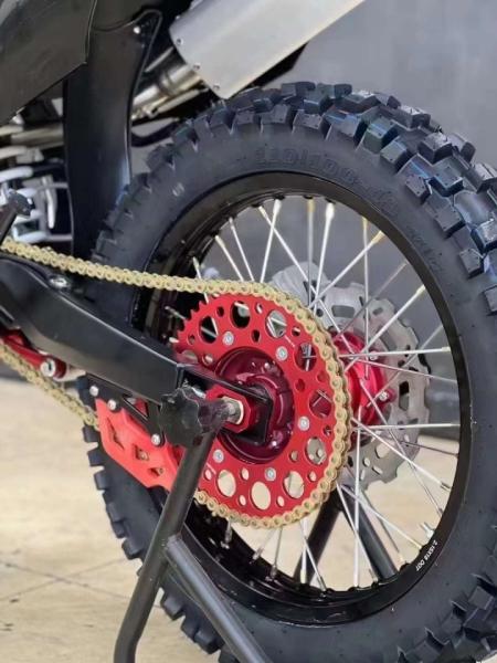 Мотоцикл BOSUER M5 (CB250F)