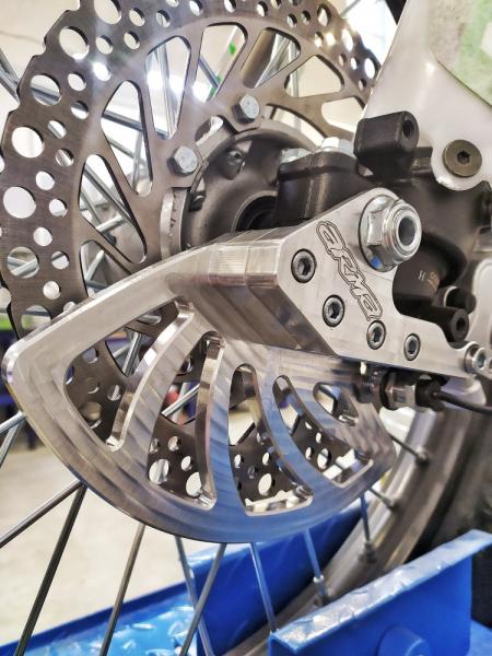 Защита переднего тормозного диска Avantis A7