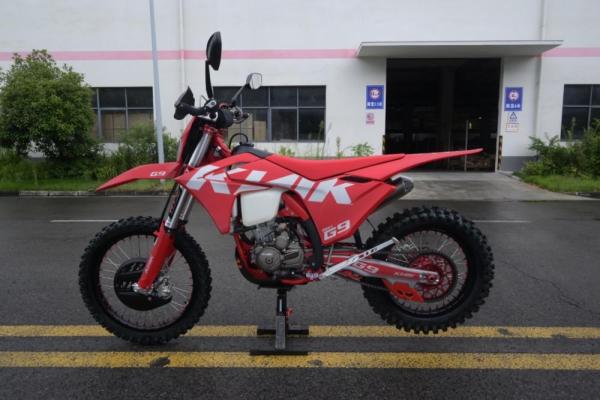 Мотоцикл KИIK (STN) G9 YBS300 PRO (c прогрессией)