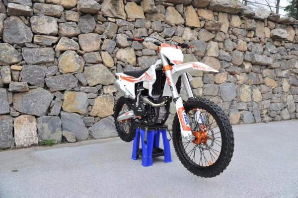 Мотоцикл Minff M6R NC250 (с прогрессией)