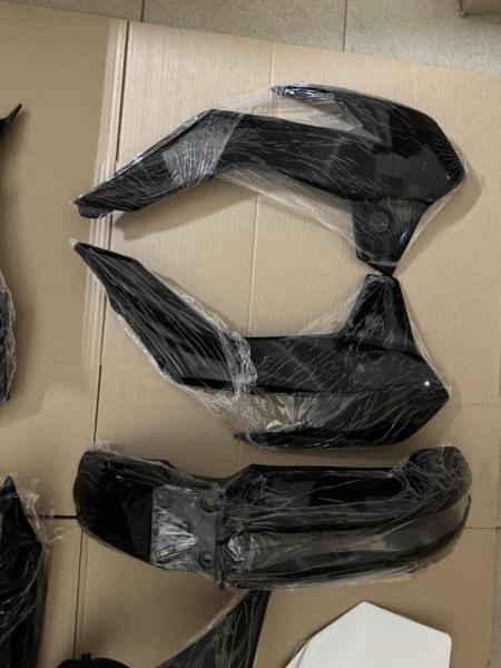 Пластик (полный копл.) KAYO K1, BSE J1/2 LE, Motoland CRF250 (черный)