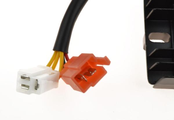 Реле регулятор CG/CB 150-250 фишки (2 папа + 3 мама)