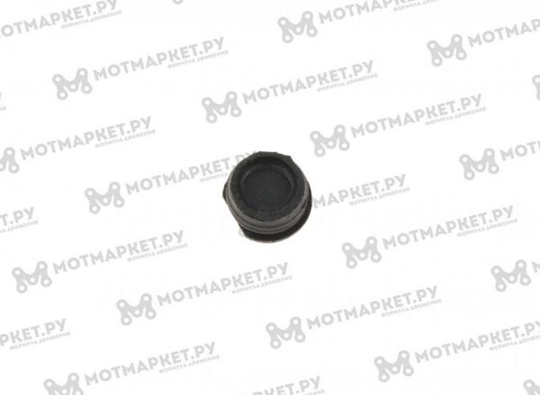Заглушка резиновая левой крышки (нижний стартер) 152FMH 110см3