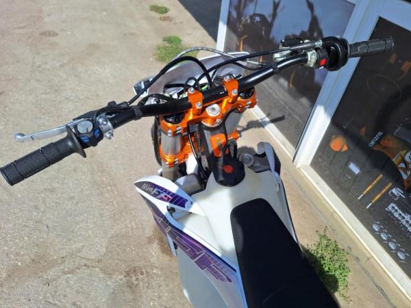 Мотоцикл Minff M6-MT250X (без прогрессии)