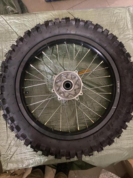 Колеса комплект 21/18 (в сборе с резиной,алюминий)