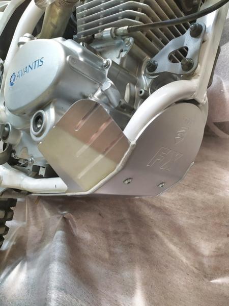 Защита картера Avantis FX