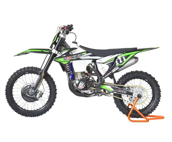 Мотоцикл BOSUER X6 (TYX250SR) Мотоцикл BOSUER X6 (TYX250SR)