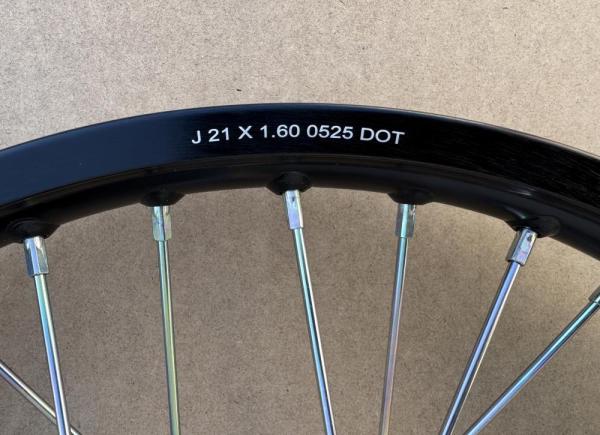 Обод (диск) UNISON 21" передний алюминий 7116, тип HONDA (1.6-R21 d=20mm) (черный, 36 спиц)