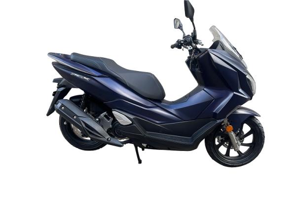 Скутер VENTO PCX – 200cc