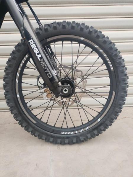 Мотоцикл Regulmoto Sport-003 PR PRO (4 valves) 6 скоростей