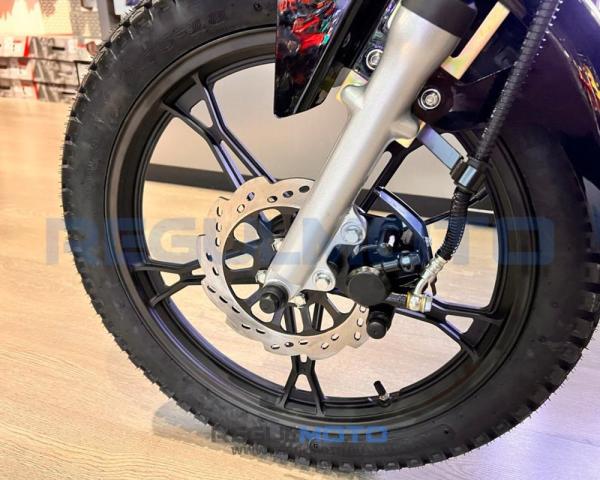 Мотоцикл Regulmoto SK 200-6 Мотоцикл Regulmoto SK 200-6