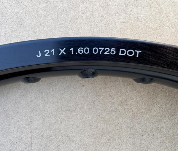 Обод голый UNISON 21" передний алюминий 7116 (1.6-R21, черный, 36 спиц)