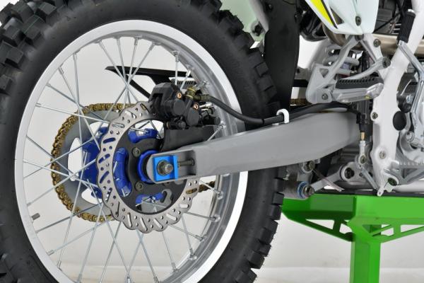 Мотоцикл Avantis FX 250 Lux (172MM, возд.охл.) Мотоцикл Avantis FX 250 Lux (172MM, возд.охл.)
