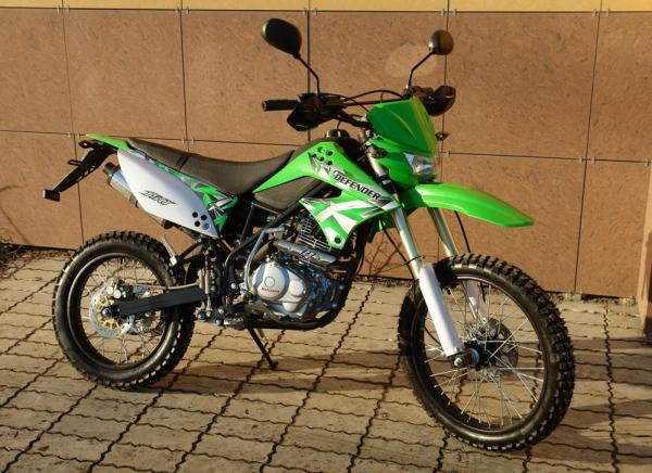 Мотоцикл Motoland Defender 150