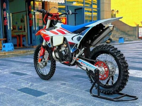 Мотоцикл Hengjian Z300 2T PRO (без прогрессии,KTM)