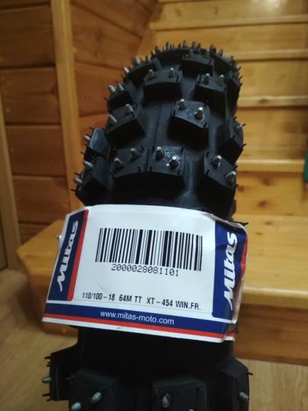 Покрышка шипованная  Mitas XT454 110/100-18WF
