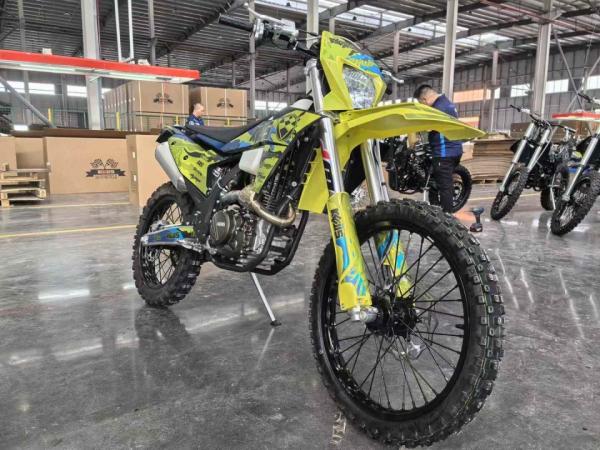 Мотоцикл KEWS YB300H (без прогрессии)