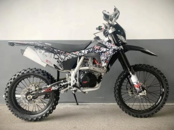 Мотоцикл BSE Z10 L  Мотоцикл BSE Z10 L