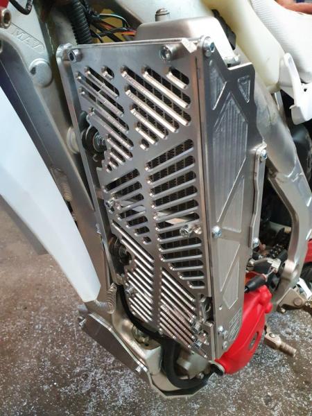 Защита радиаторов ZUUM CX300NC