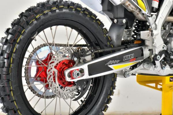 Мотоцикл ZUUM CX250 CB Мотоцикл ZUUM CX250 CB