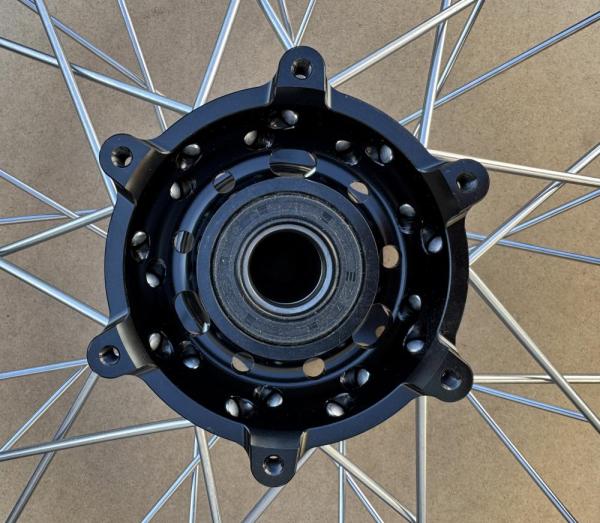 Обод (диск) UNISON 18" задний алюминий 7116, тип KTM, ступица CNC (2.15-R18, черный, 36 спиц)