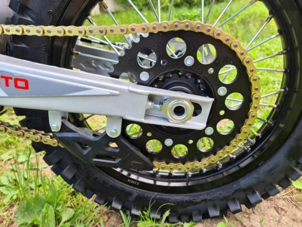 Мотоцикл Regulmoto DYNA Мотоцикл Regulmoto DYNA