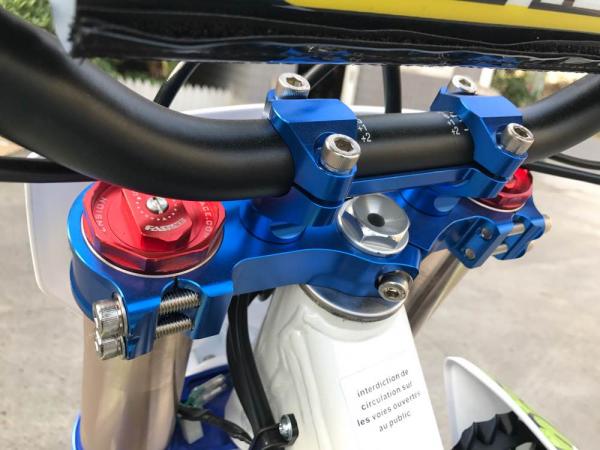 Мотоцикл Avantis Enduro 250FA+ (172 FMM) Мотоцикл Avantis Enduro 250FA+ (172 FMM)
